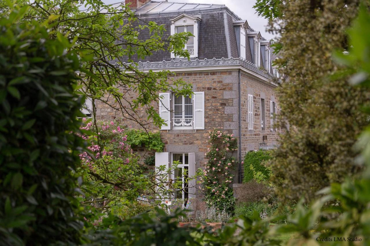 Maison D'Hotes De Charme La Rose De Ducey Pres Du Mont Saint Michel Exteriör bild